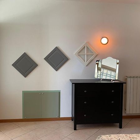 Апартаменты A Casa Di Silvia Гамбасси-Терме Экстерьер фото