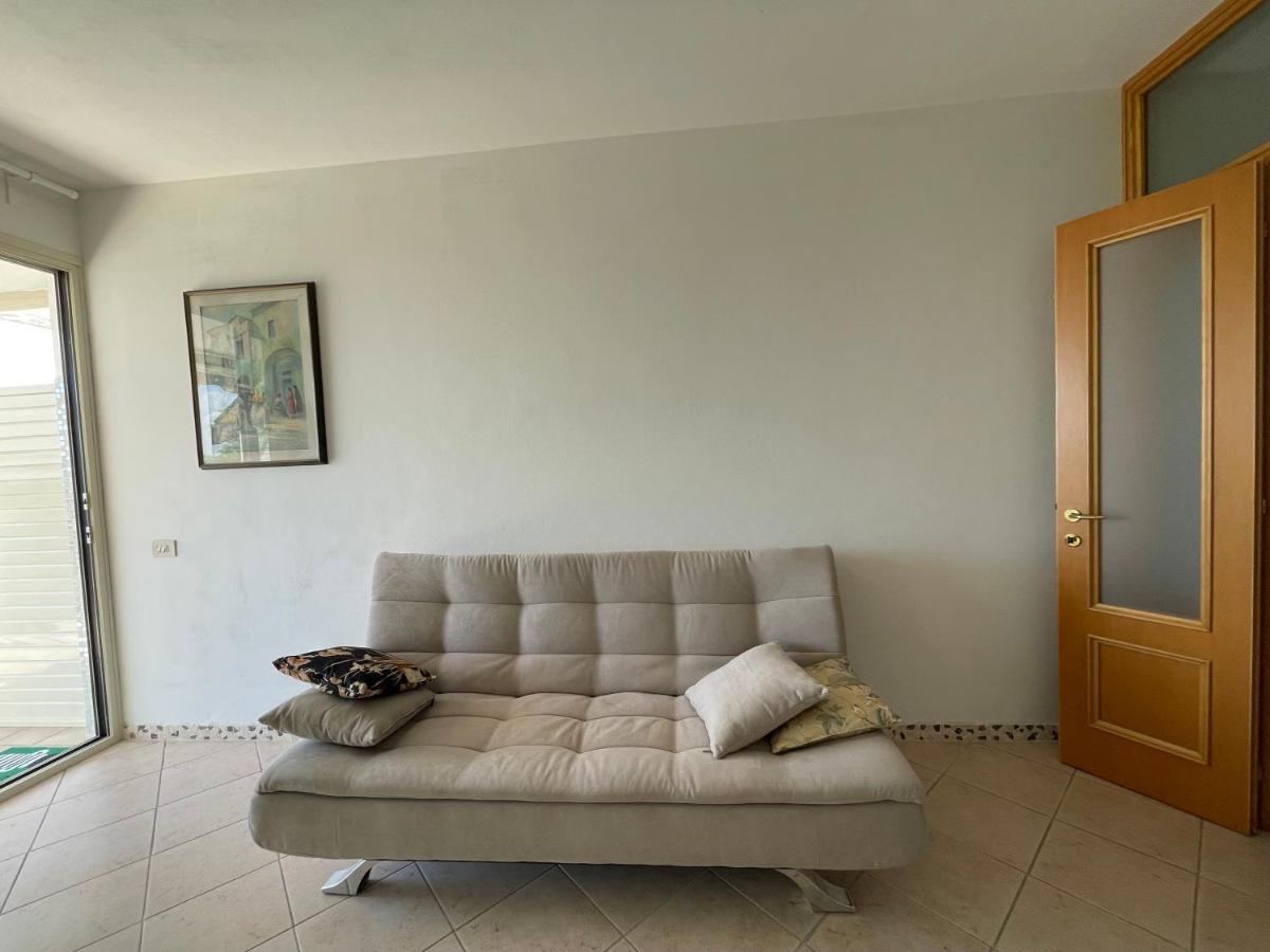 Апартаменты A Casa Di Silvia Гамбасси-Терме Экстерьер фото