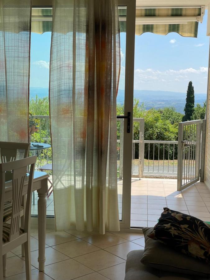 Апартаменты A Casa Di Silvia Гамбасси-Терме Экстерьер фото