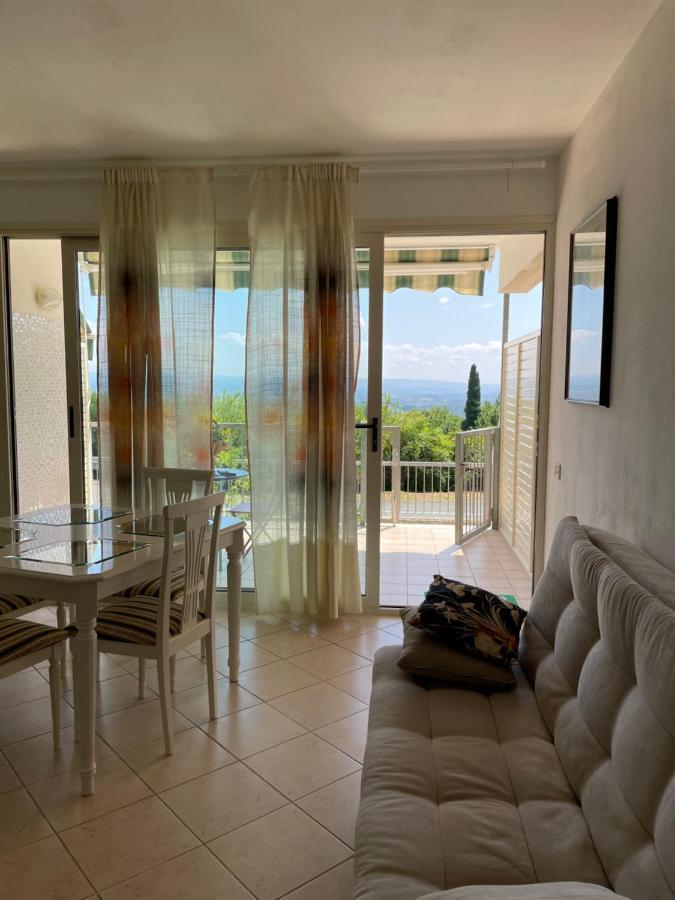 Апартаменты A Casa Di Silvia Гамбасси-Терме Экстерьер фото